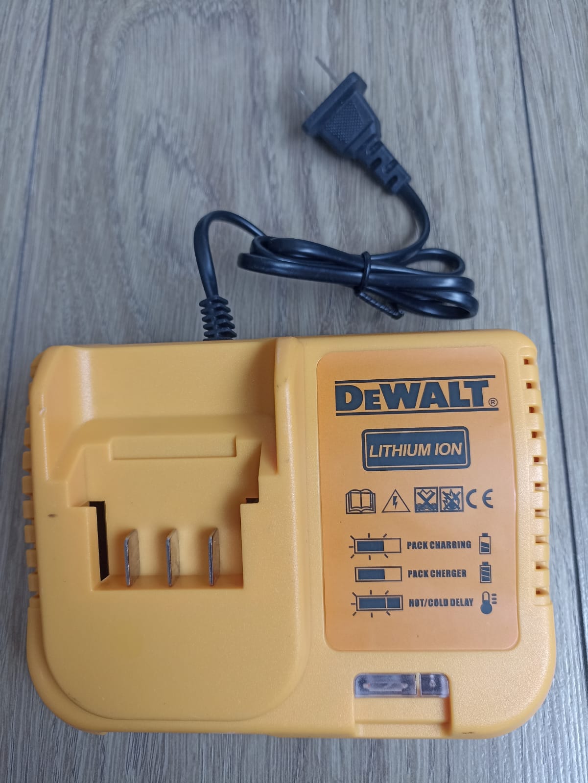 Miniatura 5 de TALADRO MANDRIL 1/2 CON ACCESORIOS (I)